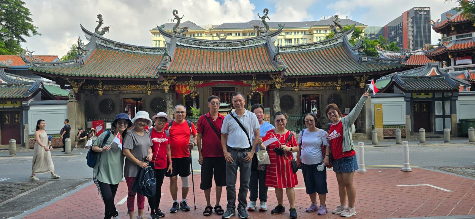 Walking tour in Chinatown. At Thian Hock Keng temple