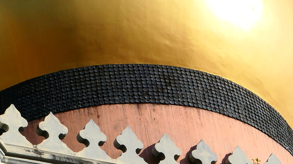 black bottle of Sultan mosque dome